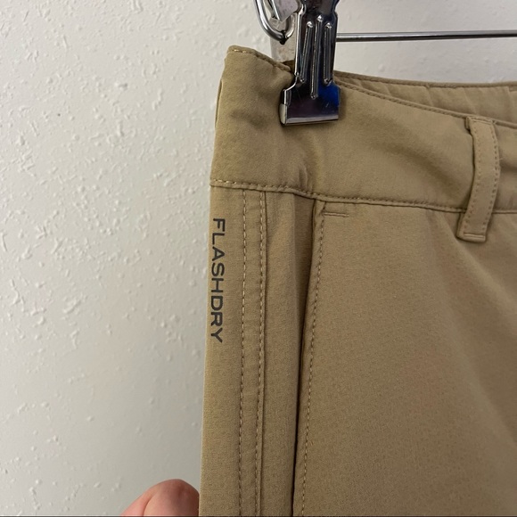 The North Face FLASHDRY Khaki Shorts Size 32 - Picture 9 of 13